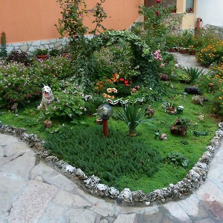 Family Hotel St. Constantine And Helena Ivajlovgrad Exterior foto