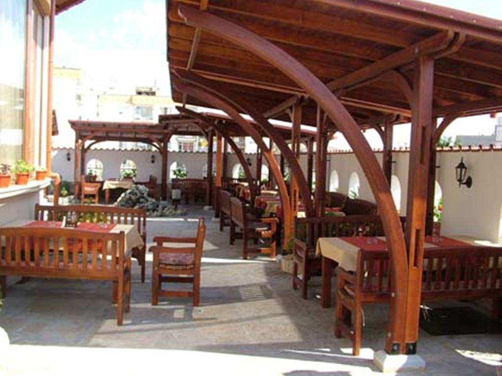 Family Hotel St. Constantine And Helena Ivajlovgrad Exterior foto